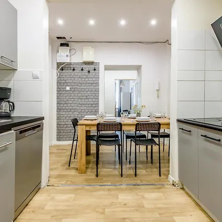 Cozy Hostel